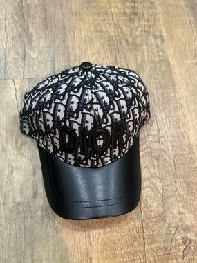 DIOR Black and Beige Hat